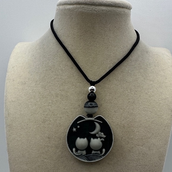 Tai Chi Stone Cat Design Pendant with Accent Beads on Black Adjustable Rope - Picture 2 of 9